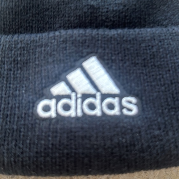 ADIDAS MENS WARM WINTER HAT. NWT - Picture 4 of 5
